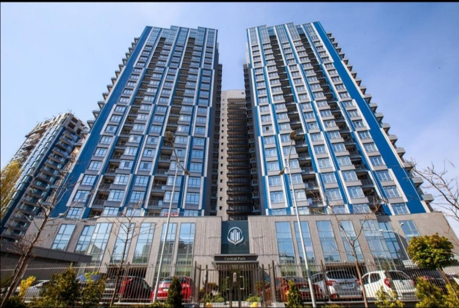 Petrovdom Apartments 3-143 In Rc Central Park, 7 John Mccain Street Kyiv Exterior photo